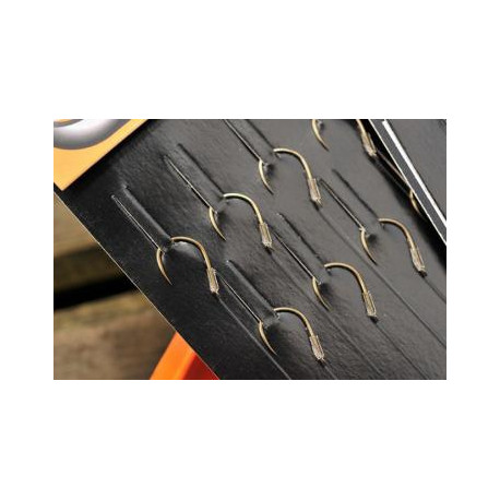 Bas de ligne GURU 6" X- Strong 15 Cm hameçons 10 - 0.22mm - 9Lb sans a