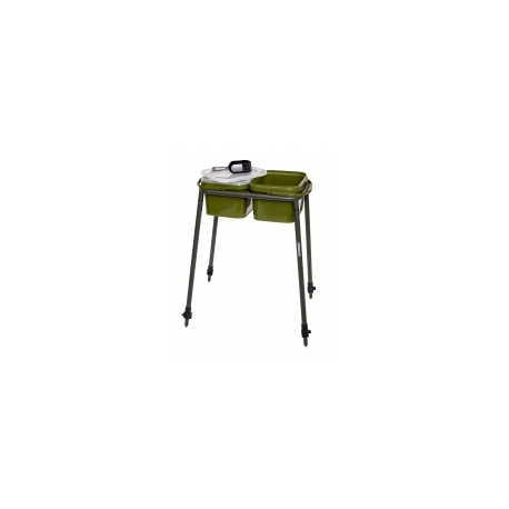 STARBAITS platform with 2 x 8L buckets and shovel
