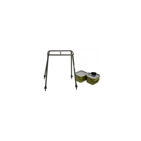 STARBAITS platform with 2 x 8L buckets and shovel