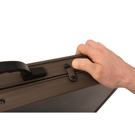 Table FOX Session Table With Storage