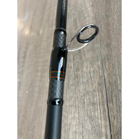 MEGABASS Destroyer french Ltd F4-63XS 1m93 7-28gr