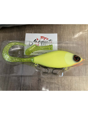 Leurre STRIKE PRO Guppie 13.5cm M012