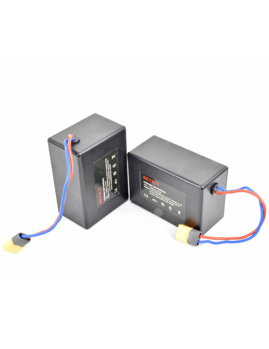 Batterie LITHIUM  7.4v 8A X2